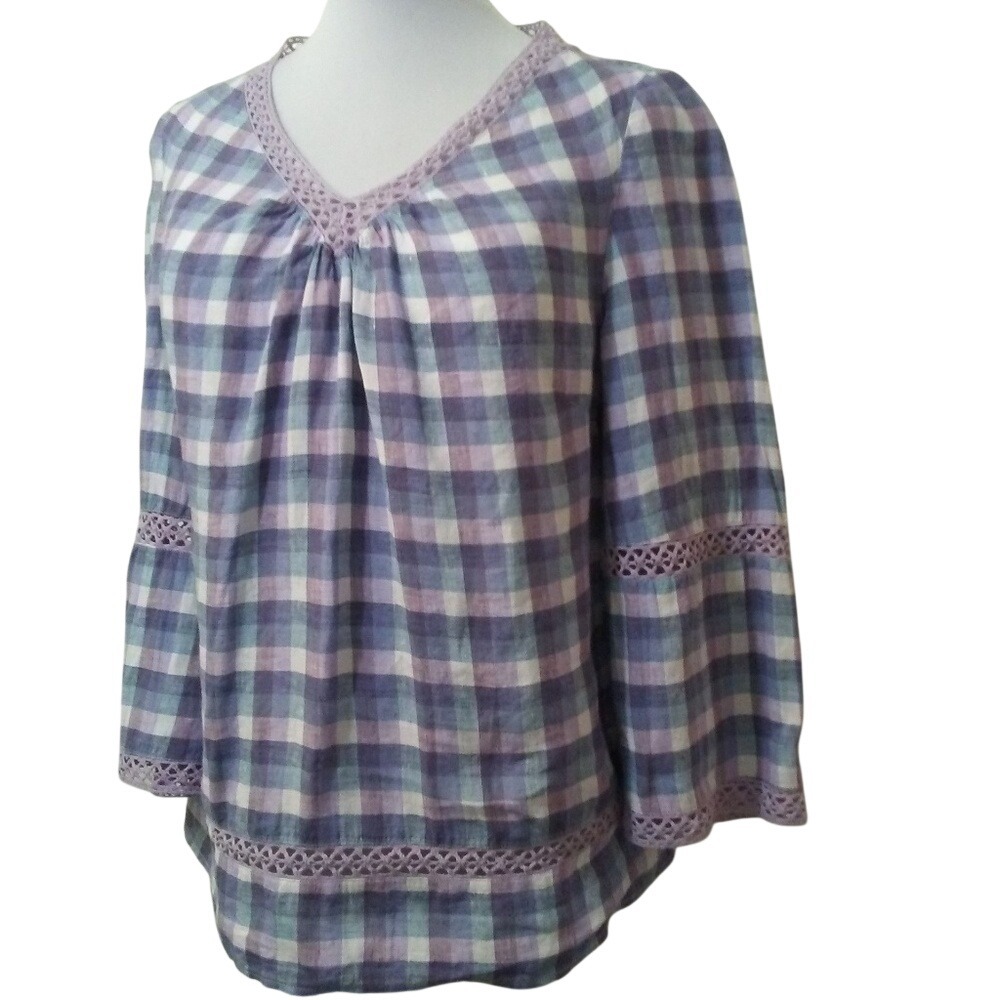Chicos Purple Blue Plaid Linen Blend Crochet Lace Trim V-Neck‎ Blouse Size 1 M